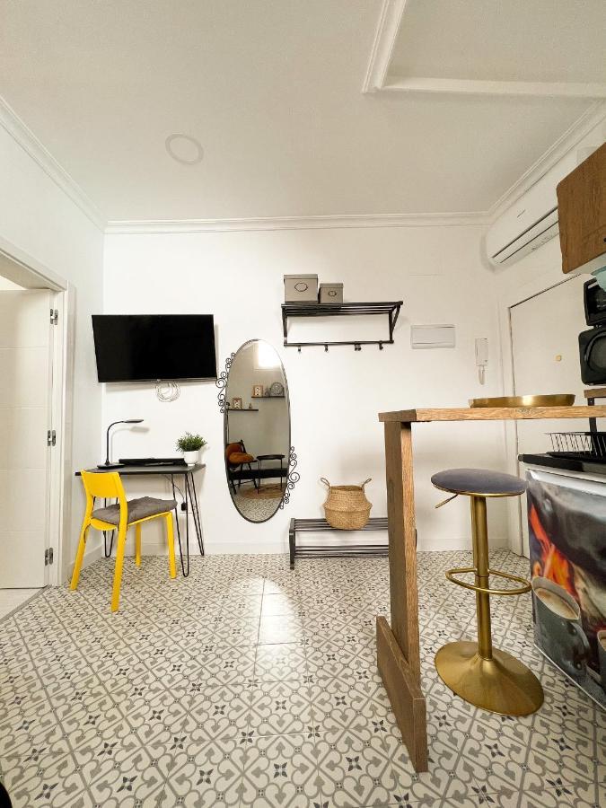 Apartamento La Costanilla de los Desamparados Madrid Exterior foto